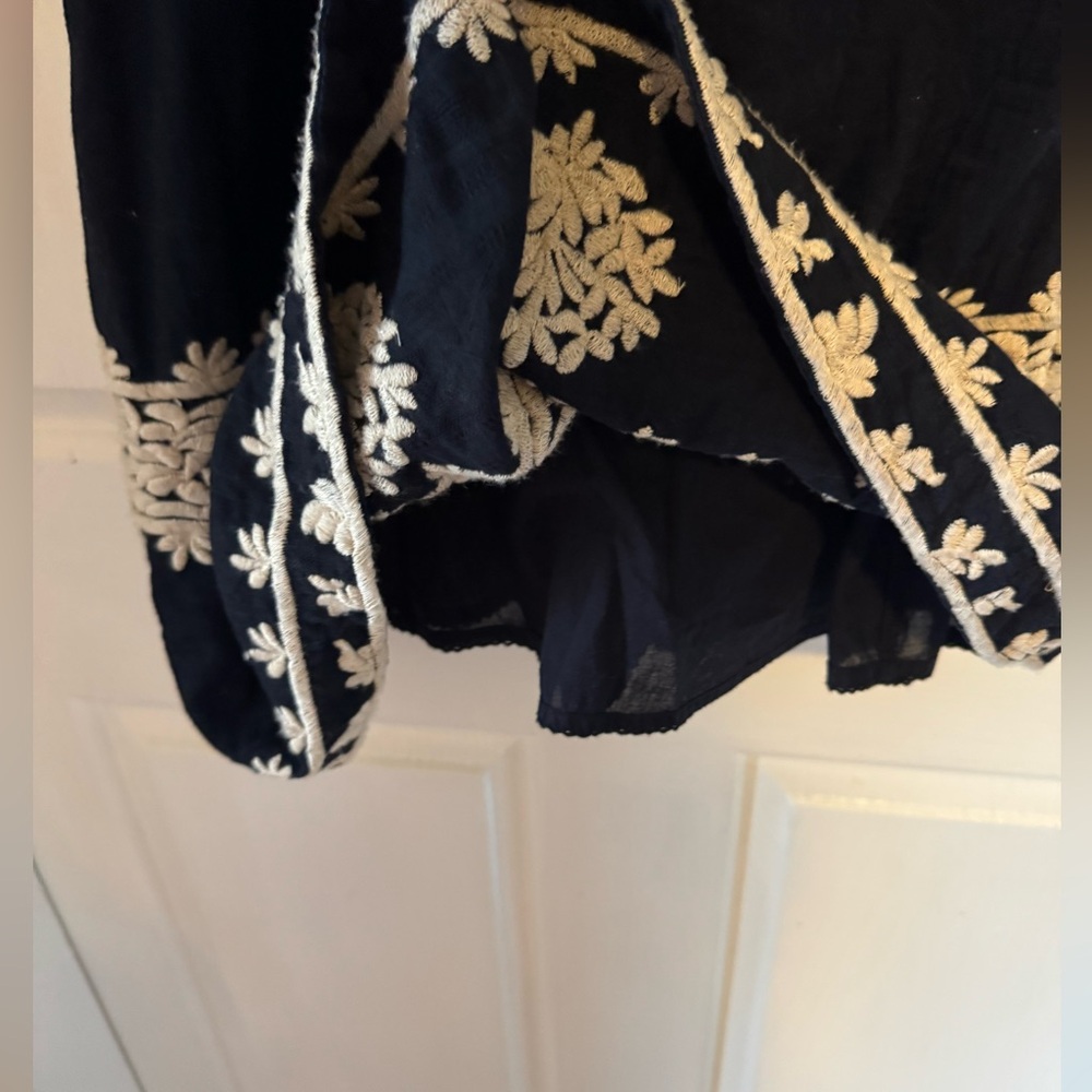 ANTHROPOLOGIE Dark Navy Blue “Orla” Embroidered Mini Dress Subtle Pattern - Picture 8 of 13